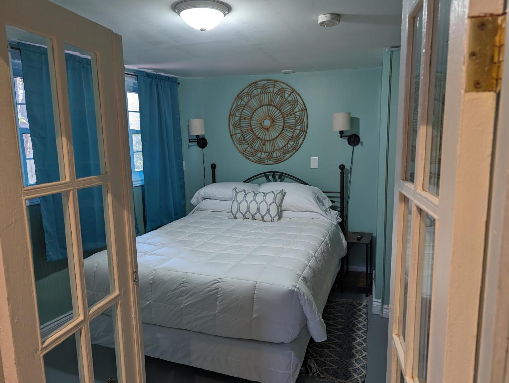 Canalside Restaurant, Inn & Kitchen Store Port Colborne Esterno foto