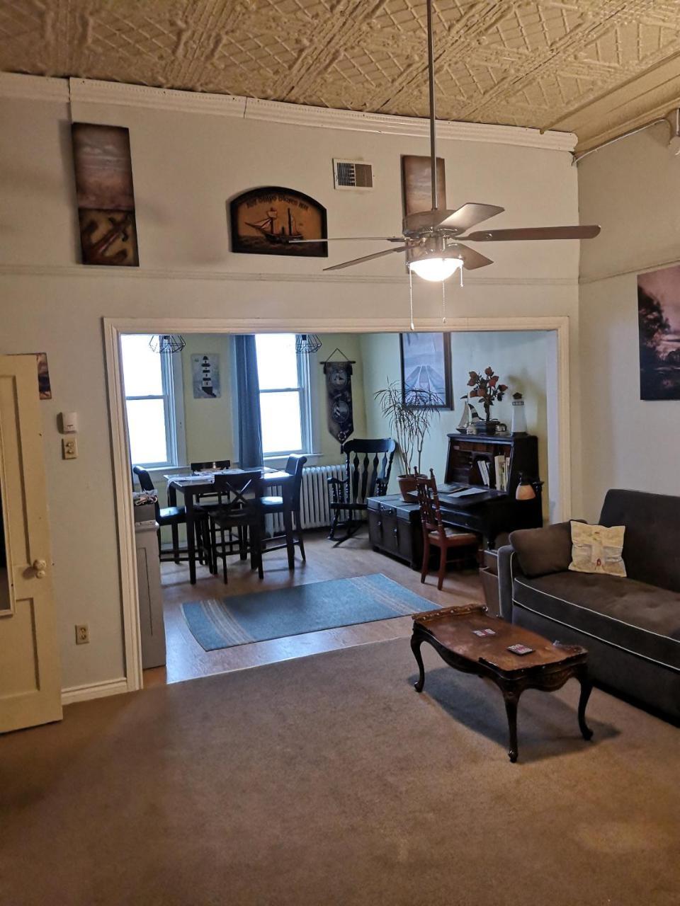 Canalside Restaurant, Inn & Kitchen Store Port Colborne Esterno foto